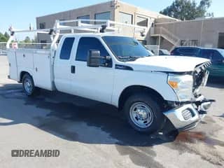2014 Ford F-250 XL с VIN 1FT7X2A66EEA48248, выставлен на аукционе IAAI как лот 42230951 с пробегом 180 785 миль миль и . История ставок и продаж доступна на DreamBid. Изображение 1.