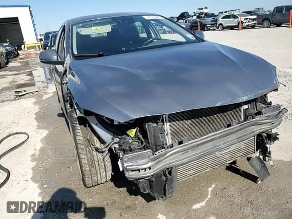 2018 Volvo S60 Inscription Platinum с VIN LYV402HM1JB170408, выставлен на аукционе Copart как лот 47310225 с пробегом 72 247 миль миль и Списание • Salvage title. История ставок и продаж доступна на DreamBid. Изображение 14.
