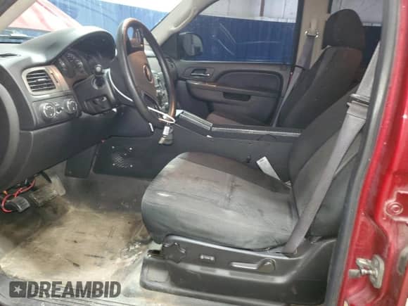 2013 Chevrolet Tahoe Commercial с VIN 1GNSK2E06DR300710, выставлен на аукционе Copart как лот 58164845 с пробегом 121 237 миль миль и Чистый • Clean title. История ставок и продаж доступна на DreamBid. Изображение 7.