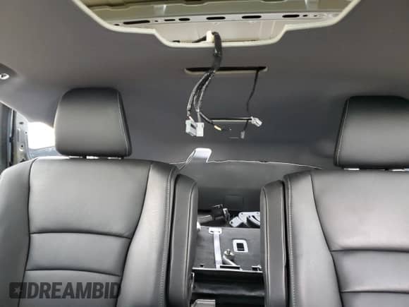 2022 Honda Pilot Touring 7-Passenger with VIN 5FNYF6H60NB042061, listed as a Copart auction lot 64795315 with 49,460 mi miles and Salvage title. Bid and sale history available at DreamBid. Image 10.