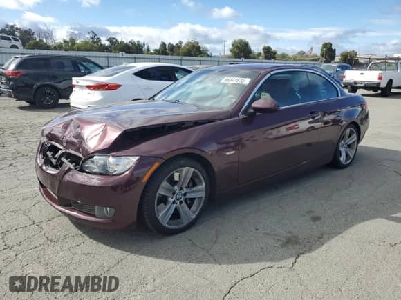 2008 BMW 3 Series 335i z VIN WBAWL73528PX44510, wystawiony jako Copart lot #86341615 z przebiegiem 110 614 mil mil oraz Szkoda całkowita • Salvage title. Historia ofert i sprzedaży dostępna na DreamBid. Obrazek 1.