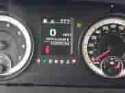 2015 Ram 1500 Express z VIN 1C6RR7KTXFS680314, wystawiony jako IAAI lot #43040717 z przebiegiem 153 999 mil mil oraz . Historia ofert i sprzedaży dostępna na DreamBid. Obrazek 15.