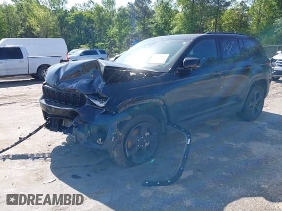 2024 Jeep Grand Cherokee Altitude X с VIN 1C4RJHAG6RC235920, выставлен на аукционе IAAI как лот 42013887 с пробегом 15 379 миль миль и . История ставок и продаж доступна на DreamBid. Изображение 2.