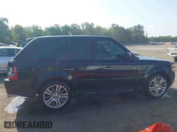 2011 Land Rover Range Rover Sport HSE Lux with VIN SALSK2D47BA713513, listed as a IAAI auction lot 42664248 with 234,659 mi miles and . Bid and sale history available at DreamBid. Image 13.
