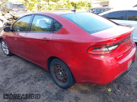 2013 Dodge Dart Aero с VIN 1C3CDFAH5DD215997, выставлен на аукционе IAAI как лот 43500360 с пробегом 92 694 миль миль и . История ставок и продаж доступна на DreamBid. Изображение 3.
