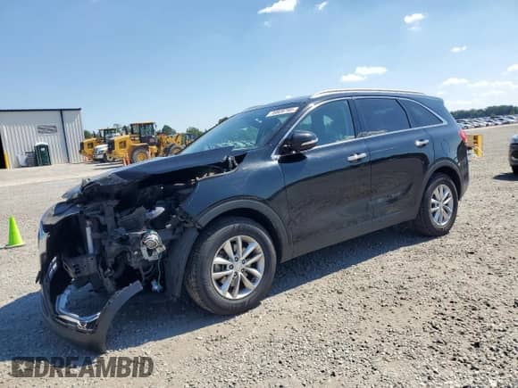 2018 Kia Sorento LX z VIN 5XYPG4A38JG396068, wystawiony jako Copart lot #70809795 z przebiegiem 88 765 mil mil oraz Szkoda całkowita • Salvage title. Historia ofert i sprzedaży dostępna na DreamBid. Obrazek 1.