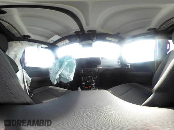 2025 Jeep Wrangler Sahara с VIN 1C4PJXEN5SW525130, выставлен на аукционе IAAI как лот 42174096 с пробегом 5 387 миль миль и . История ставок и продаж доступна на DreamBid. Изображение 20.