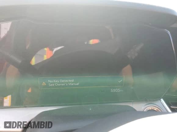 2024 Chevrolet Trax LT with VIN KL77LHE24RC092396, listed as a Copart auction lot 68951315 with 5,905 mi miles and Salvage title. Bid and sale history available at DreamBid. Image 9.