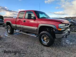 2000 Chevrolet Silverado 2500 LS с VIN 1GCGK29U0YE414906, выставлен на аукционе Copart как лот 86576724 с пробегом 338 132 миль миль и Списание • Salvage title. История ставок и продаж доступна на DreamBid. Изображение 4.