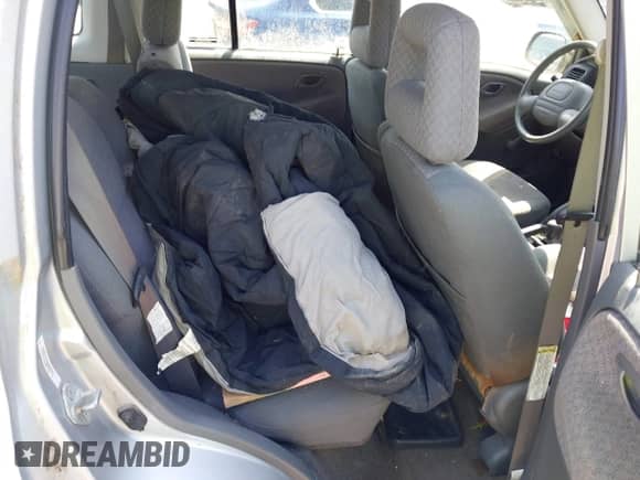 2002 Chevrolet Tracker with VIN 2CNBJ13C526902991, listed as a IAAI auction lot 42474469 with 124,472 mi miles and . Bid and sale history available at DreamBid. Image 8.