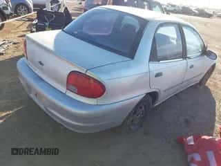 2000 Chevrolet Metro Lsi z VIN 2C1MR5229Y6704622, wystawiony jako IAAI lot #41655287 z przebiegiem 255 664 mil mil oraz . Historia ofert i sprzedaży dostępna na DreamBid. Obrazek 4.