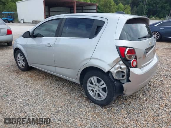 2015 Chevrolet Sonic LT with VIN 1G1JC6SH9F4164469, listed as a IAAI auction lot 43348968 with 193,513 mi miles and . Bid and sale history available at DreamBid. Image 3.