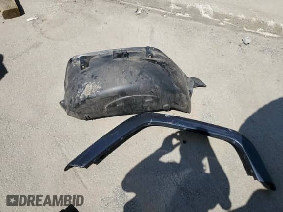 2007 Jeep Wrangler Sahara с VIN 1J4FA54107L203321, выставлен на аукционе Copart как лот 64212435 с пробегом 270 342 миль миль и На запчасти • Non repairable. История ставок и продаж доступна на DreamBid. Изображение 13.