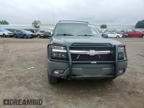 2002 Chevrolet Avalanche с VIN 3GNEK13T52G289815, выставлен на аукционе Copart как лот 68422325 с пробегом 155 006 миль миль и Чистый • Clean title. История ставок и продаж доступна на DreamBid. Изображение 14.