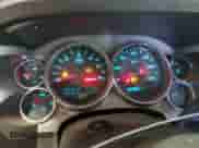 2011 Chevrolet Silverado 3500HD SRW LT z VIN 1GC4K0CG6BF205472, wystawiony jako Copart lot #65198525 z przebiegiem 235 785 mil mil oraz Szkoda całkowita • Salvage title. Historia ofert i sprzedaży dostępna na DreamBid. Obrazek 9.