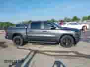 2021 Ram 1500 Big Horn z VIN 1C6SRFFT7MN676111, wystawiony jako IAAI lot #42757776 z przebiegiem 36 574 mil mil oraz . Historia ofert i sprzedaży dostępna na DreamBid. Obrazek 13.
