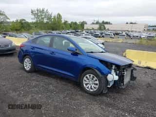 2021 Hyundai Accent SE z VIN 3KPC24A6XME148817, wystawiony jako IAAI lot #43014298 z przebiegiem 87 130 mil mil oraz . Historia ofert i sprzedaży dostępna na DreamBid. Obrazek 1.