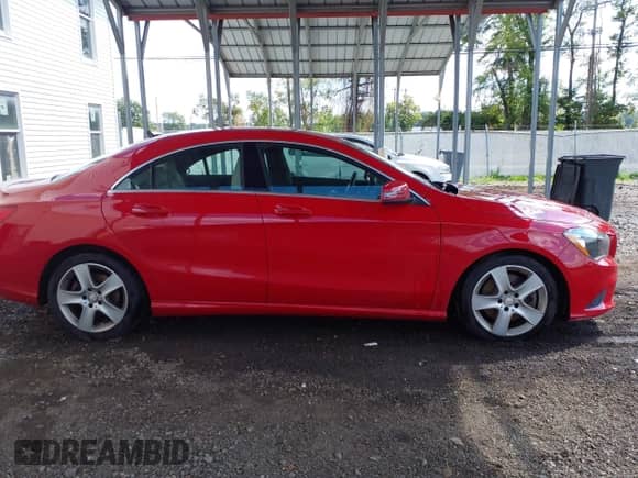 2015 Mercedes-Benz CLA 250 with VIN WDDSJ4GBXFN196521, listed as a IAAI auction lot 43258833 with 91,604 mi miles and . Bid and sale history available at DreamBid. Image 13.