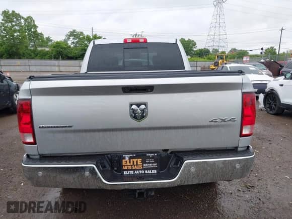 2016 Ram 1500 Outdoorsman z VIN 1C6RR7TMXGS337253, wystawiony jako IAAI lot #42302149 z przebiegiem 93 413 mil mil oraz . Historia ofert i sprzedaży dostępna na DreamBid. Obrazek 16.