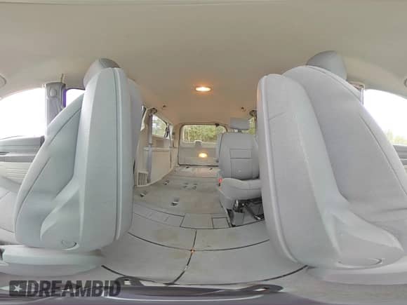 2009 Dodge Grand Caravan SE with VIN 2D8HN44E79R587352, listed as a Copart auction lot 85818865 with 430,185 mi miles and Clean title. Bid and sale history available at DreamBid. Image 16.
