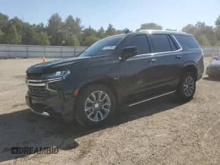 2022 Chevrolet Tahoe LT z VIN 1GNSKNKD8NR270247, wystawiony jako Copart lot #61617685 z przebiegiem 30 740 mil mil oraz Szkoda całkowita • Salvage title. Historia ofert i sprzedaży dostępna na DreamBid. Obrazek 1.