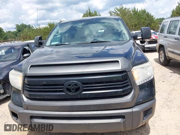 2016 Toyota Tundra SR with VIN 5TFCY5F13GX019937, listed as a IAAI auction lot 42662405 with 80,388 mi miles and . Bid and sale history available at DreamBid. Image 12.