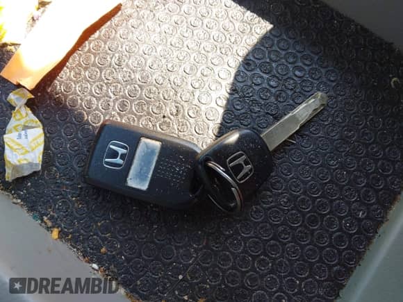 2007 Honda Odyssey EX-L с VIN 5FNRL38637B018612, выставлен на аукционе IAAI как лот 43186305 с пробегом 215 430 миль миль и . История ставок и продаж доступна на DreamBid. Изображение 11.