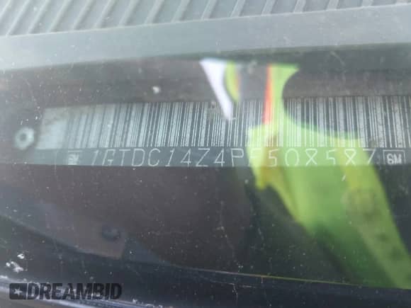 1993 GMC Sierra 1500 with VIN 1GTDC14Z4PE508587, listed as a IAAI auction lot 43562709 with 291,969 mi miles and . Bid and sale history available at DreamBid. Image 9.