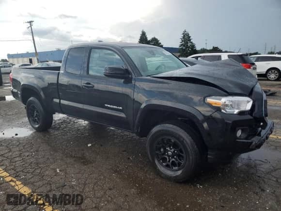 2022 Toyota Tacoma SR z VIN 3TYSZ5AN0NT077417, wystawiony jako Copart lot #62022335 z przebiegiem 9 254 mil mil oraz Nie do naprawy • Non repairable. Historia ofert i sprzedaży dostępna na DreamBid. Obrazek 4.