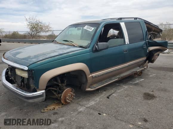 1995 Chevrolet Suburban с VIN 1GNGK26K0SJ430158, выставлен на аукционе Copart как лот 71083845 с пробегом 202 261 миль миль и Списание • Salvage title. История ставок и продаж доступна на DreamBid. Изображение 1.