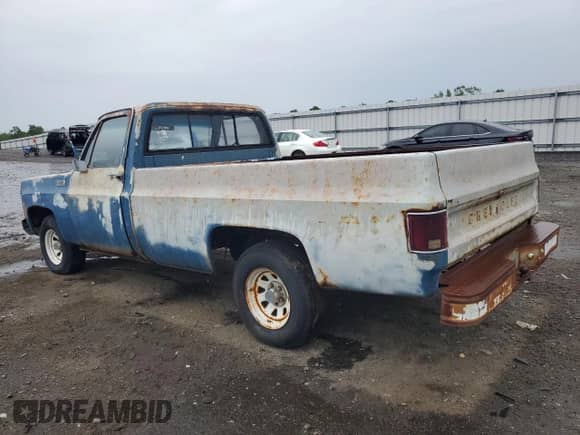 1979 Chevrolet Silverado 1500 z VIN CCD149B107787, wystawiony jako Copart lot #58414205 z przebiegiem 113 527 mil mil oraz Czysty tytuł • Clean title. Historia ofert i sprzedaży dostępna na DreamBid. Obrazek 2.