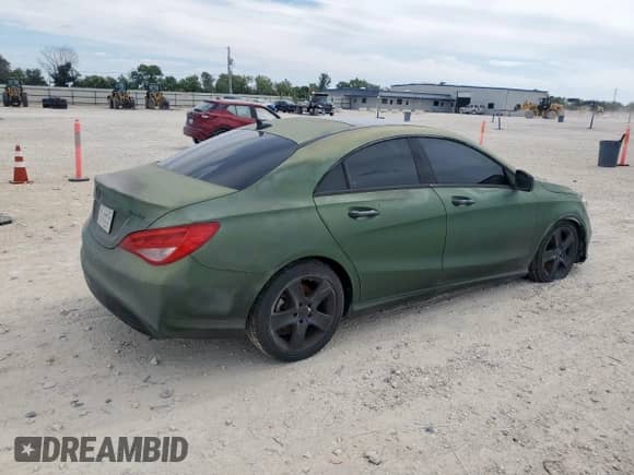 2018 Mercedes-Benz CLA 250 with VIN WDDSJ4GB0JN603643, listed as a Copart auction lot 84792635 with 100,330 mi miles and Salvage title. Bid and sale history available at DreamBid. Image 3.