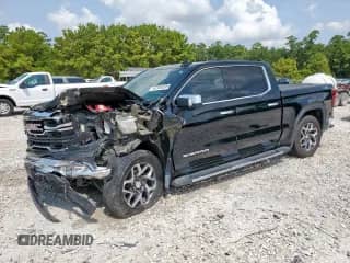 2022 GMC Sierra 1500 SLT with VIN 3GTUUDET8NG647037, listed as a Copart auction lot 67936205 with 107,033 mi miles and Clean title. Bid and sale history available at DreamBid. Image 1.