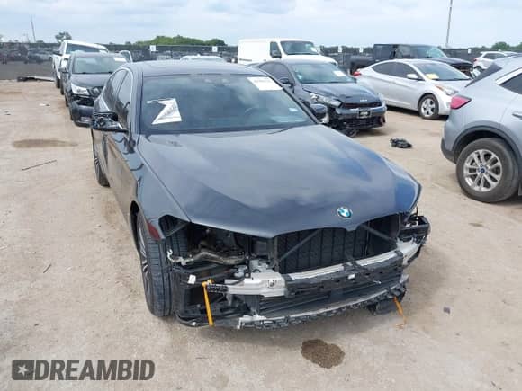 2019 BMW 5 Series 530i with VIN WBAJA5C51KWW06829, listed as a IAAI auction lot 42982321 with 44,744 mi miles and . Bid and sale history available at DreamBid. Image 1.