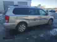 2007 Hyundai Entourage GLS с VIN KNDMC233176032909, выставлен на аукционе Copart как лот 44820845 с пробегом 156 846 миль миль и Списание • Salvage title. История ставок и продаж доступна на DreamBid. Изображение 3.