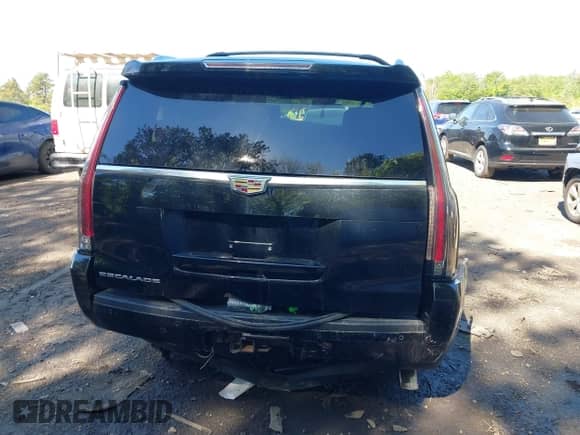 2016 Cadillac Escalade ESV Platinum с VIN 1GYS4KKJXGR339119, выставлен на аукционе IAAI как лот 42166158 с пробегом 76 846 миль миль и . История ставок и продаж доступна на DreamBid. Изображение 16.
