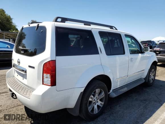 2012 Nissan Pathfinder Silver Edition with VIN 5N1AR1NN7CC620329, listed as a Copart auction lot 71216235 with 164,348 mi miles and Salvage title. Bid and sale history available at DreamBid. Image 3.