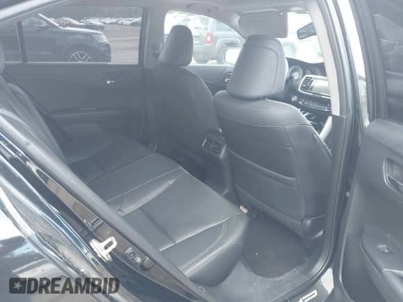 2016 Honda Accord EX-L z VIN 1HGCR3F82GA025828, wystawiony jako IAAI lot #43245288 z przebiegiem 142 455 mil mil oraz . Historia ofert i sprzedaży dostępna na DreamBid. Obrazek 8.