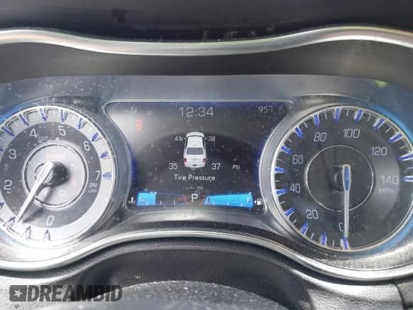 2017 Chrysler 300 C with VIN 2C3CCAEG7HH564952, listed as a IAAI auction lot 42978009 with Not provided miles and . Bid and sale history available at DreamBid. Image 7.