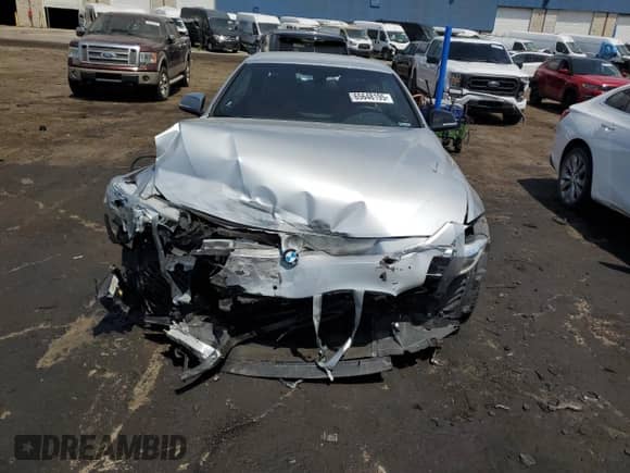 2015 BMW 4 Series 428i xDrive с VIN WBA3V9C55FP799247, выставлен на аукционе Copart как лот 65648195 с пробегом Не указан миль и Чистый • Clean title. История ставок и продаж доступна на DreamBid. Изображение 5.