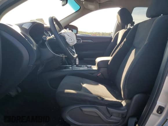 2014 Nissan Pathfinder S z VIN 5N1AR2MM0EC682060, wystawiony jako Copart lot #72097495 z przebiegiem 142 272 mil mil oraz Szkoda całkowita • Salvage title. Historia ofert i sprzedaży dostępna na DreamBid. Obrazek 7.