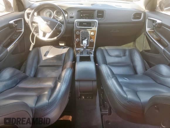 2013 Volvo S60 T5 с VIN YV1612FH2D2171935, выставлен на аукционе Copart как лот 81649995 с пробегом 116 192 миль миль и Списание • Salvage title. История ставок и продаж доступна на DreamBid. Изображение 8.