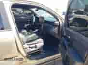 2025 Toyota Tacoma TRD Sport Hybrid с VIN 3TYLC5LN8ST024009, выставлен на аукционе IAAI как лот 43358404 с пробегом 7 757 миль миль и . История ставок и продаж доступна на DreamBid. Изображение 5.