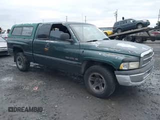 2000 Dodge 1500 with VIN 3B7HC13Z6YG120189, listed as a IAAI auction lot 41143429 with 171,604 mi miles and . Bid and sale history available at DreamBid. Image 1.
