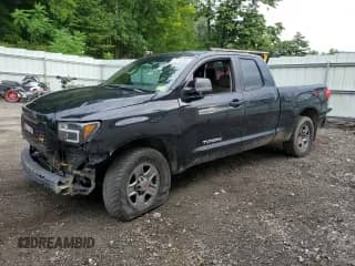 2009 Toyota Tundra SR5 с VIN 5TFBV541X9X087646, выставлен на аукционе Copart как лот 67162994 с пробегом 177 947 миль миль и На запчасти • Non repairable. История ставок и продаж доступна на DreamBid. Изображение 1.