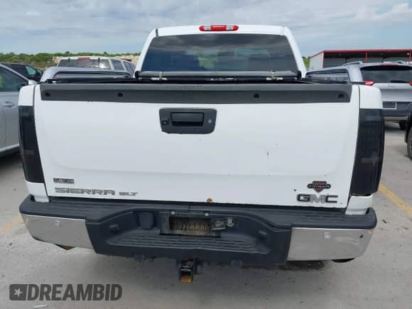 2011 GMC Sierra 1500 SLT с VIN 3GTP2WE38BG361134, выставлен на аукционе IAAI как лот 42911817 с пробегом 216 444 миль миль и . История ставок и продаж доступна на DreamBid. Изображение 16.
