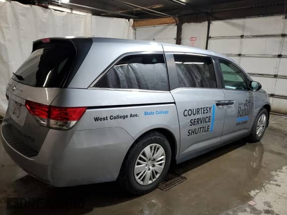 2016 Honda Odyssey LX с VIN 5FNRL5H29GB141999, выставлен на аукционе Copart как лот 85712145 с пробегом 125 542 миль миль и Списание • Salvage title. История ставок и продаж доступна на DreamBid. Изображение 3.