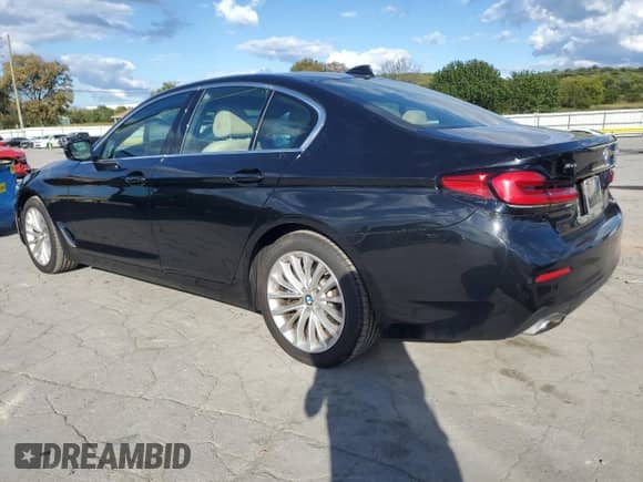 2022 BMW 5 Series 530i xDrive with VIN WBA13BJ00NWX75583, listed as a Copart auction lot 84745715 with 45,186 mi miles and Clean title. Bid and sale history available at DreamBid. Image 2.