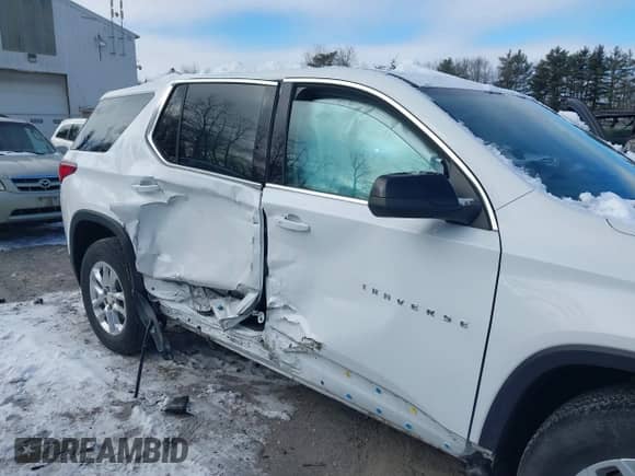 2021 Chevrolet Traverse LS with VIN 1GNEVFKW4MJ205324, listed as a IAAI auction lot 41337141 with 39,783 mi miles and . Bid and sale history available at DreamBid. Image 6.
