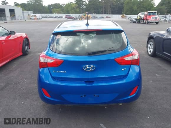 2017 Hyundai Elantra с VIN KMHD35LHXHU368077, выставлен на аукционе IAAI как лот 42639429 с пробегом 163 793 миль миль и . История ставок и продаж доступна на DreamBid. Изображение 16.